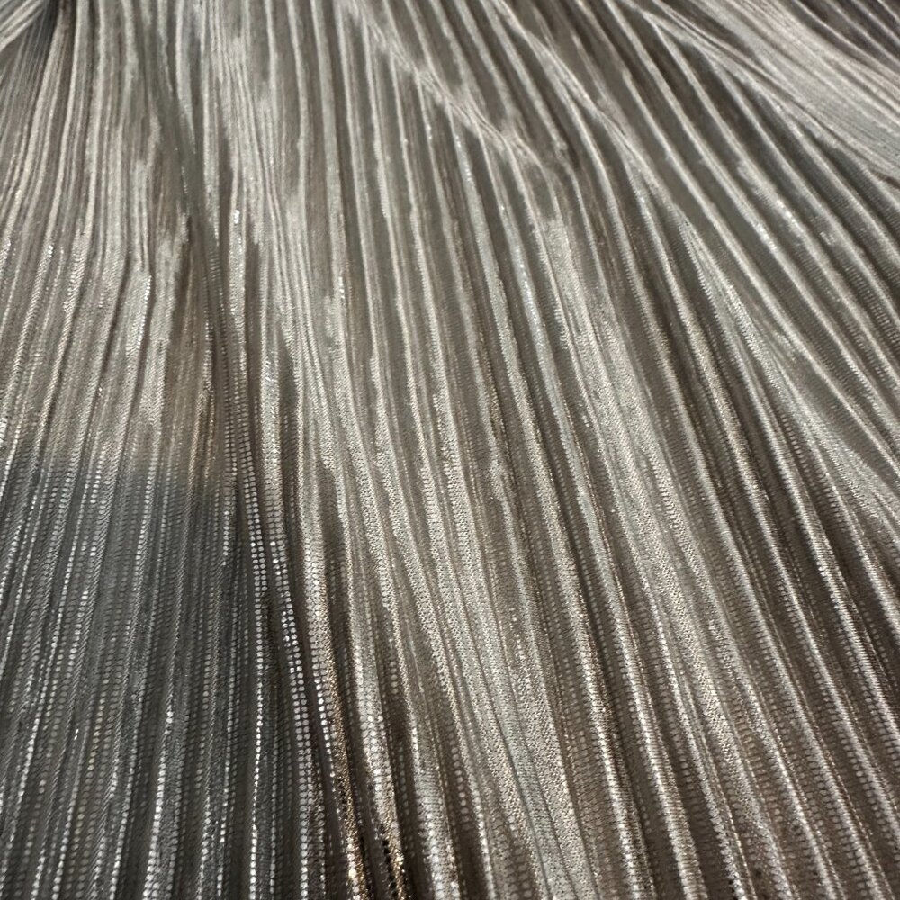 Matching Top And Bottom - image 3